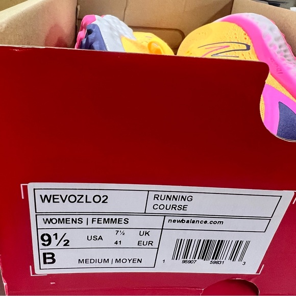 SOLD New Balance EVOS Fresh Foam Canary Women's Athletic Running Shoes Size 9.5 - Picture 7 of 7